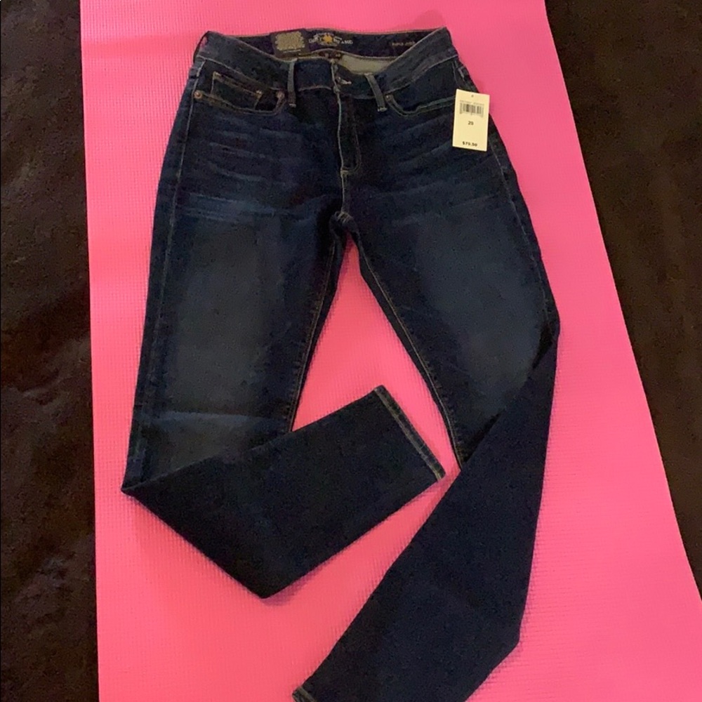 Woman’s Lucky Brand Sasha Super skinny blue jeans